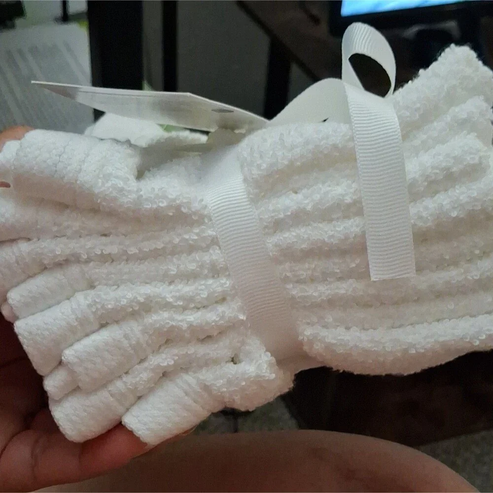 Room Essentials 8 Pack White 100% Cotton Washcloths 12x12 Antimicrobial